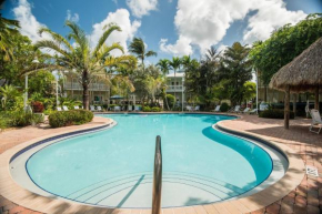 Coral Villa by AvantStay Close 2 DT Key West Shared Pool Patio